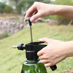 Watering Pot Watering Spray Bottle Horticultural Household Watering Kettle Pressure Sprayer Pressure Kettle Small Water Spray Kettle 750ml Random